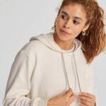 Allbirds R&R-Kapuzenpullover für Damen DZ826227 natürliches Weiß – Bild 4